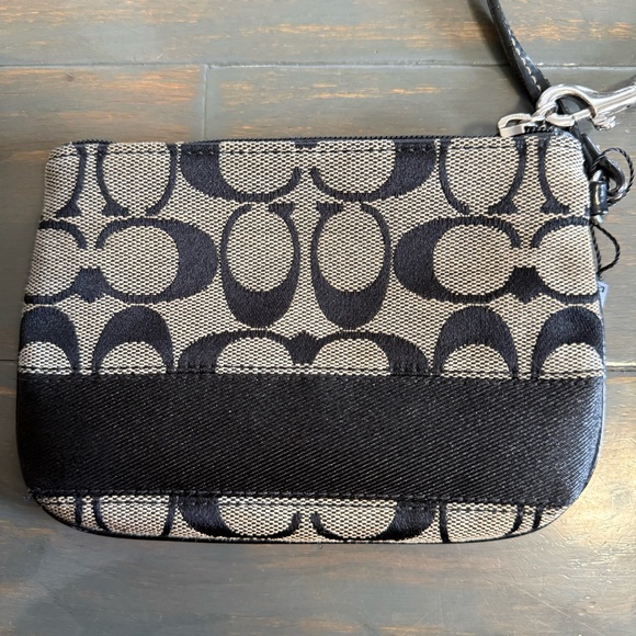 Y2K Vintage Coach Signature Collectiom Black and Gray Wristlet - Picture 7 of 9